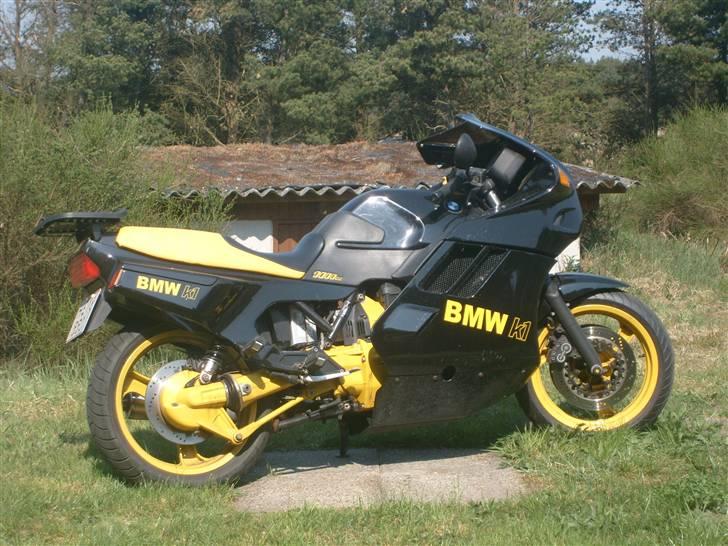 BMW K1 billede 2