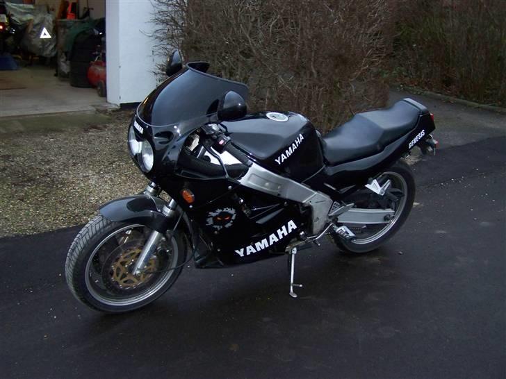 Yamaha FZR 1000 - 2008-09 billede 4