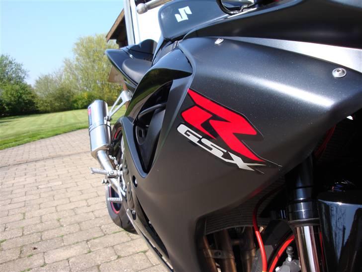 Suzuki GSXR 750 K7 billede 9