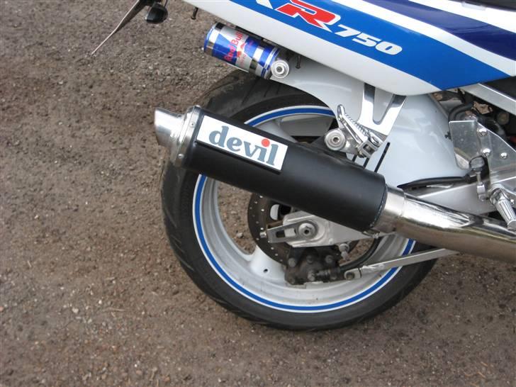 Suzuki Gsxr 750 SOLGT billede 11