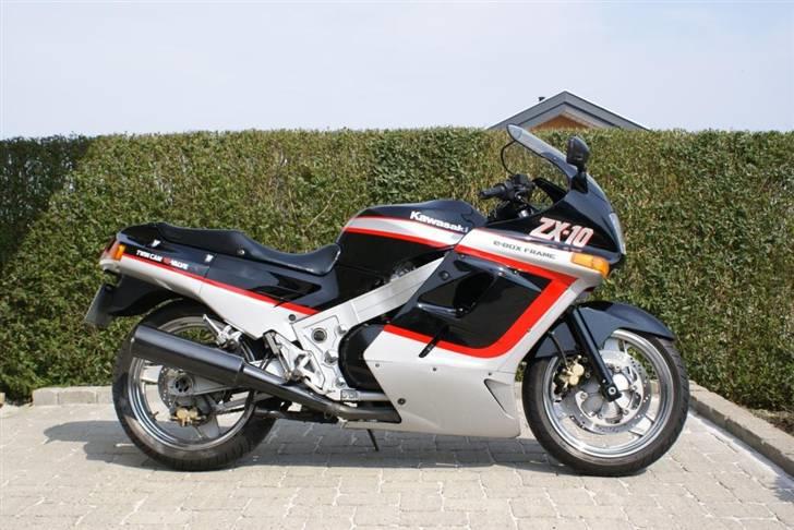 Kawasaki ZX10 (SOLGT) billede 1