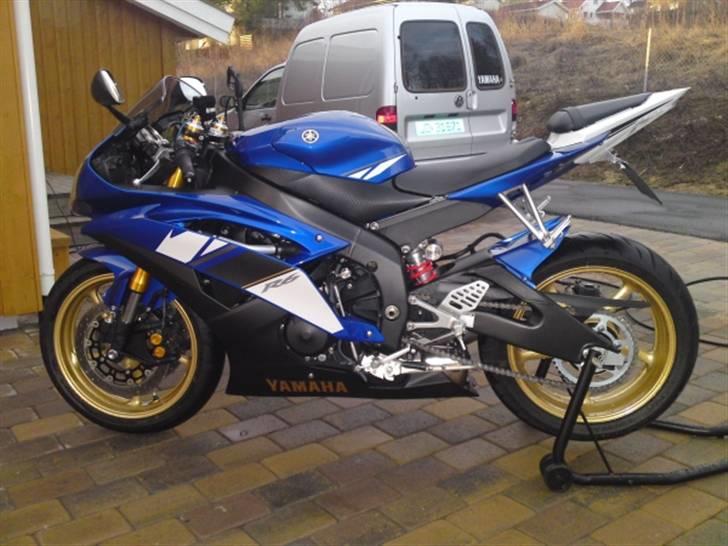 Yamaha YZF R6 [Solgt] billede 2