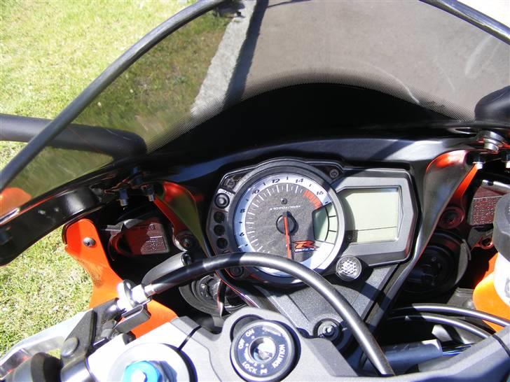 Suzuki GSXR750R solgt billede 8