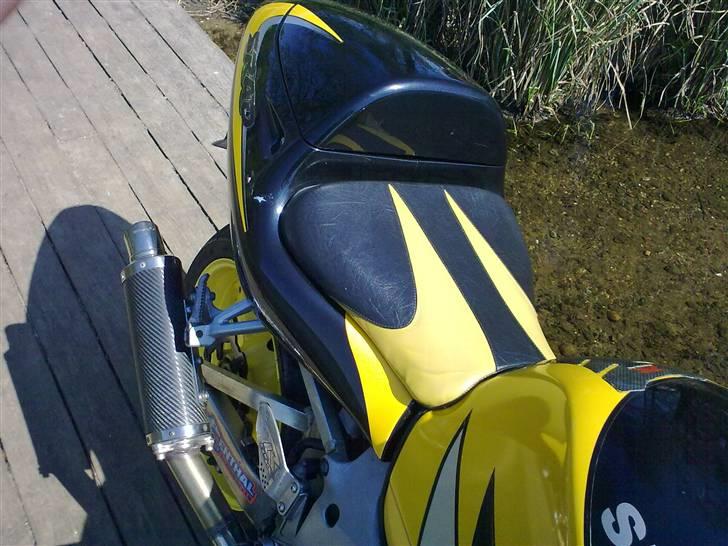 Suzuki GSX - R 750 Aka. Brumbass (solgt) billede 6