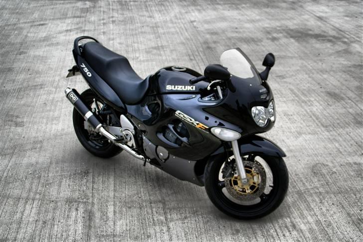 Suzuki GSX 750 F *solgt* billede 1