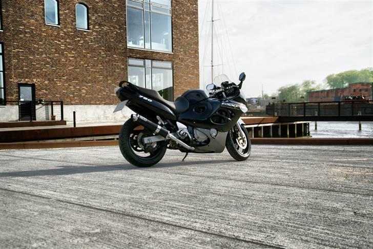 Suzuki GSX 750 F *solgt* billede 3