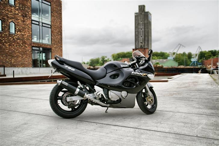 Suzuki GSX 750 F *solgt* billede 6