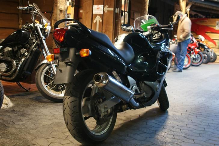 Suzuki GSX 750 F *solgt* - sådan så den ud der jeg købte den billede 15