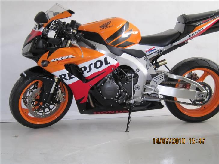 Honda cbr 1000 rr TILSALG billede 1