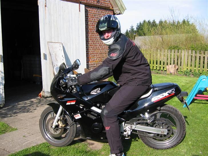 Suzuki gsx-r ( DøD ) billede 2