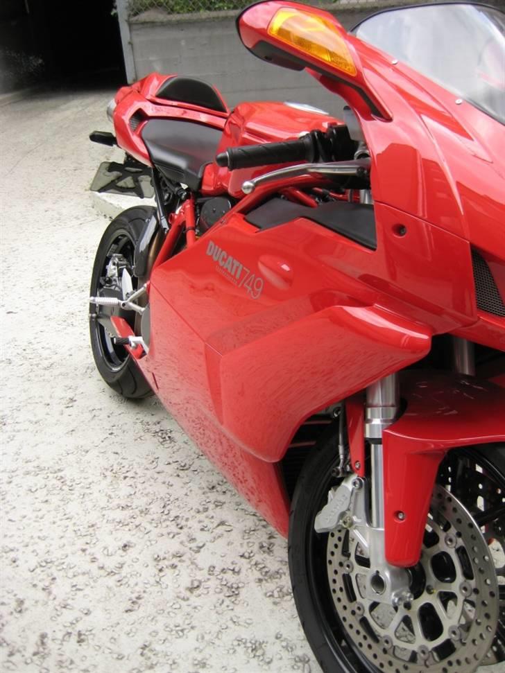Ducati 749 billede 2