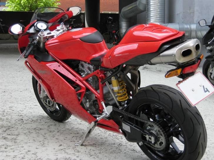 Ducati 749 billede 7