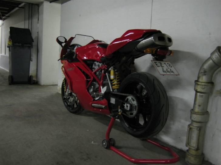 Ducati 749 billede 9