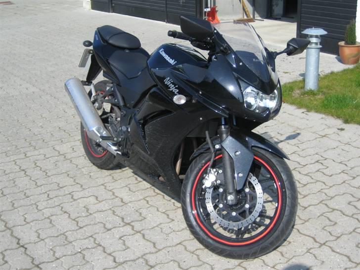 Kawasaki Ninja 250r *Solgt* billede 12