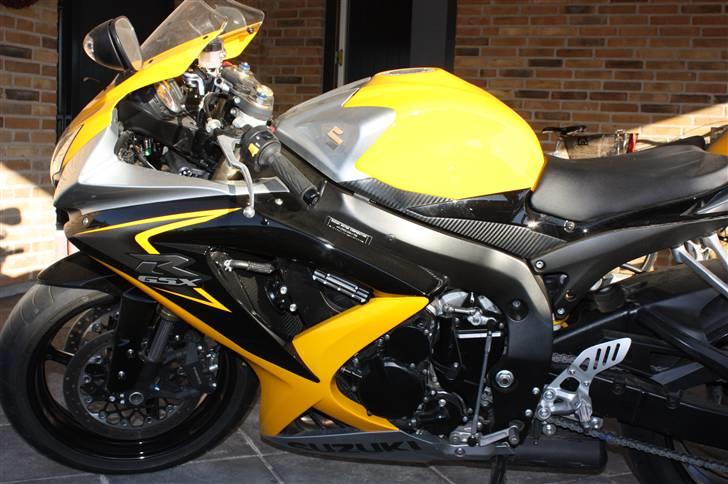 Suzuki gsxr (Solgt) billede 4