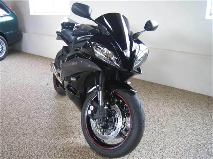 Yamaha YZF R6 *SOLGT* billede 3