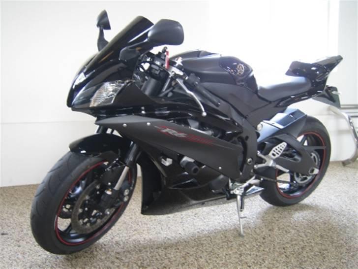 Yamaha YZF R6 *SOLGT* billede 4