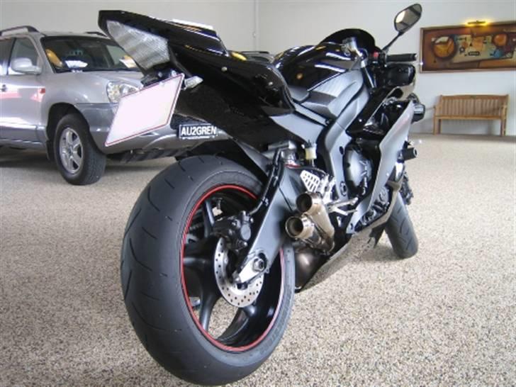 Yamaha YZF R6 *SOLGT* billede 5