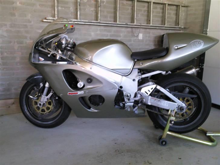 Suzuki gsxr solgt - lige samlet efter at ha været en tur til maler billede 1