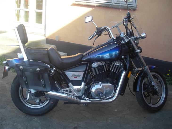 Honda VT1100 Shadow billede 1