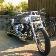 Yamaha Dragstar Custom ( Solgt )