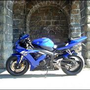 Yamaha R1