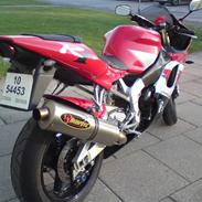 Yamaha YZF R1 RN04