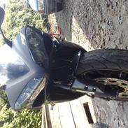 Yamaha YZF R1