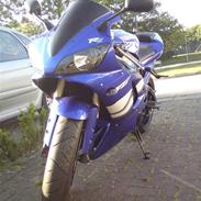 Yamaha R1