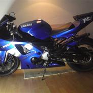 Yamaha R1
