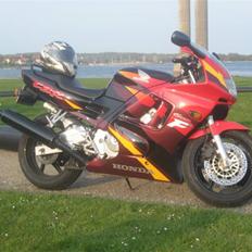 Honda cbr 600 f3