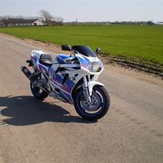 Suzuki gsx750r