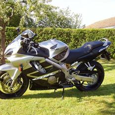 Honda CBR 600 F4i