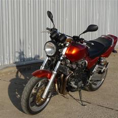 Yamaha XJR 1200