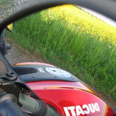 Ducati Monster 696