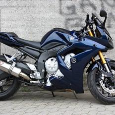 Yamaha FZ1-S