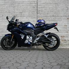 Yamaha FZ1-S