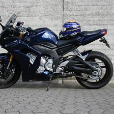 Yamaha FZ1-S