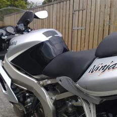 Kawasaki Ninja ZX6R 636