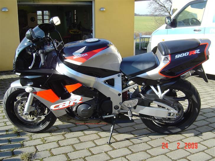 Honda Cbr 900 Fireblade (Solgt) billede 3