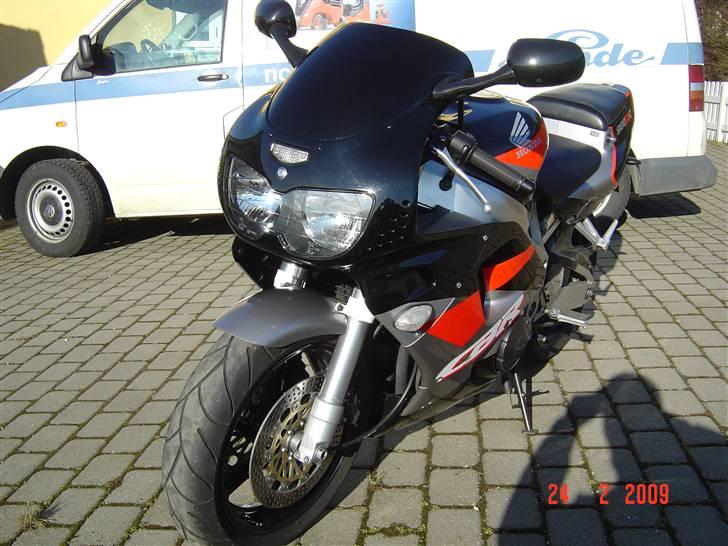 Honda Cbr 900 Fireblade (Solgt) billede 4