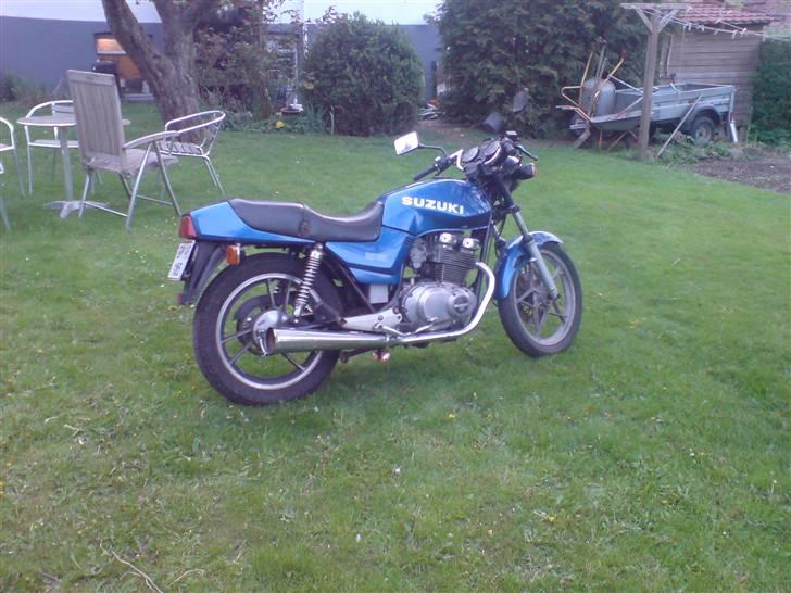 Suzuki GSX 400e billede 2