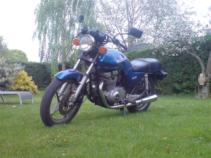 Suzuki GSX 400e billede 5