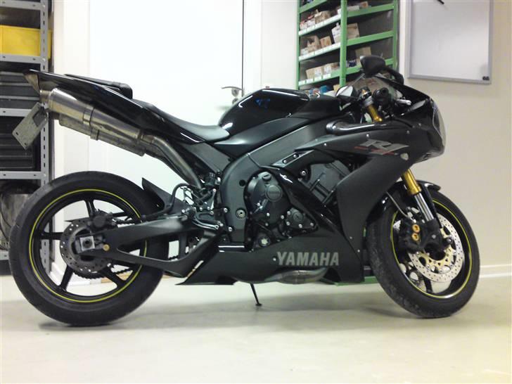 Yamaha YZF-R1 - Solgt -  billede 1