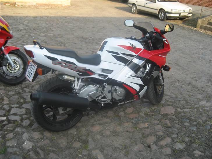 Honda cbr 600 f3 billede 5