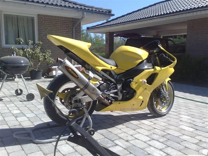 Yamaha R1  (solgt) billede 4