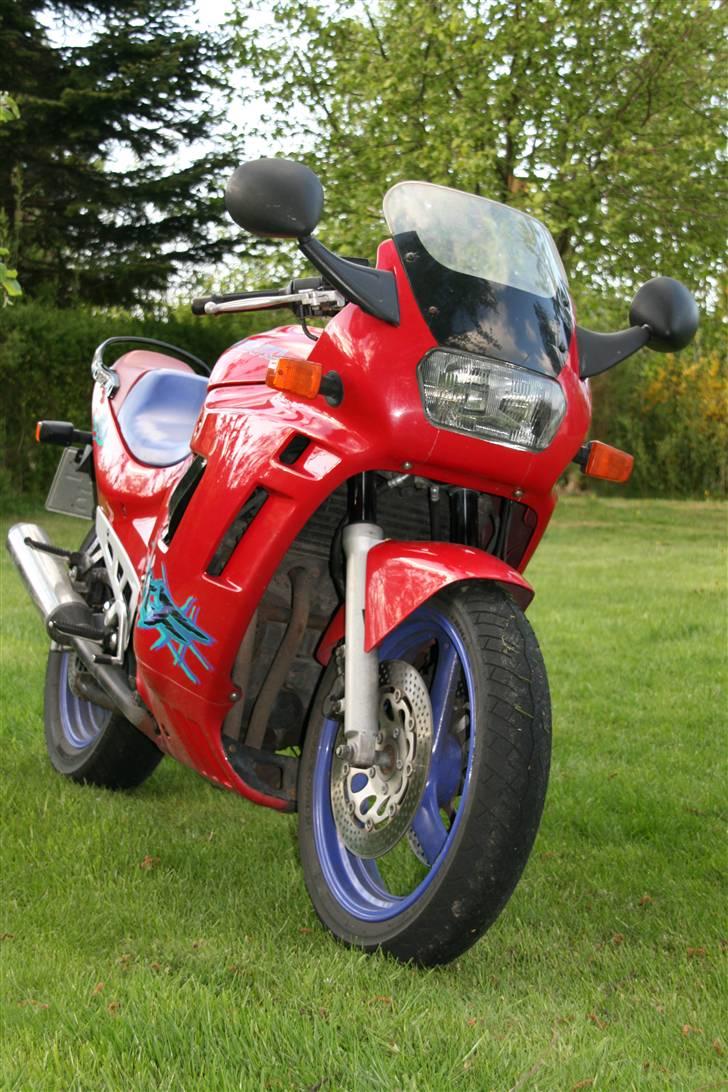 Suzuki GSX 600F billede 9