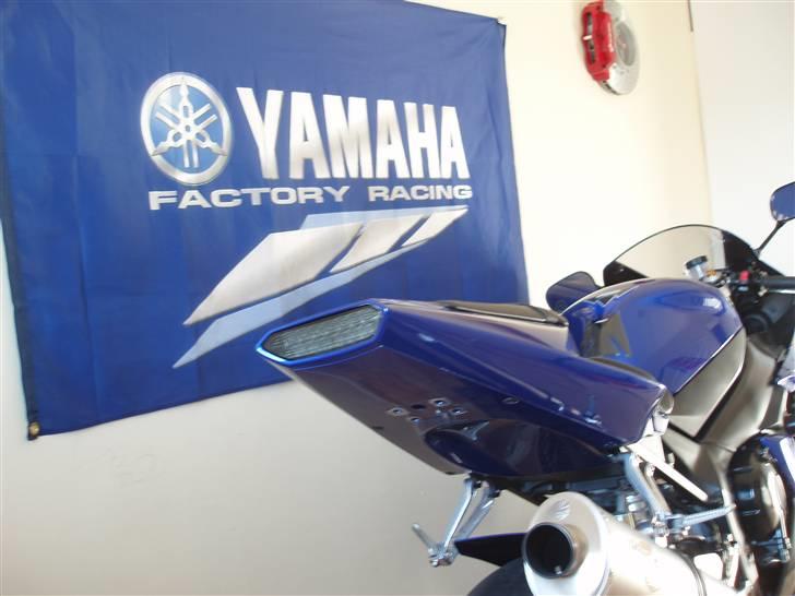 Yamaha R1 billede 2