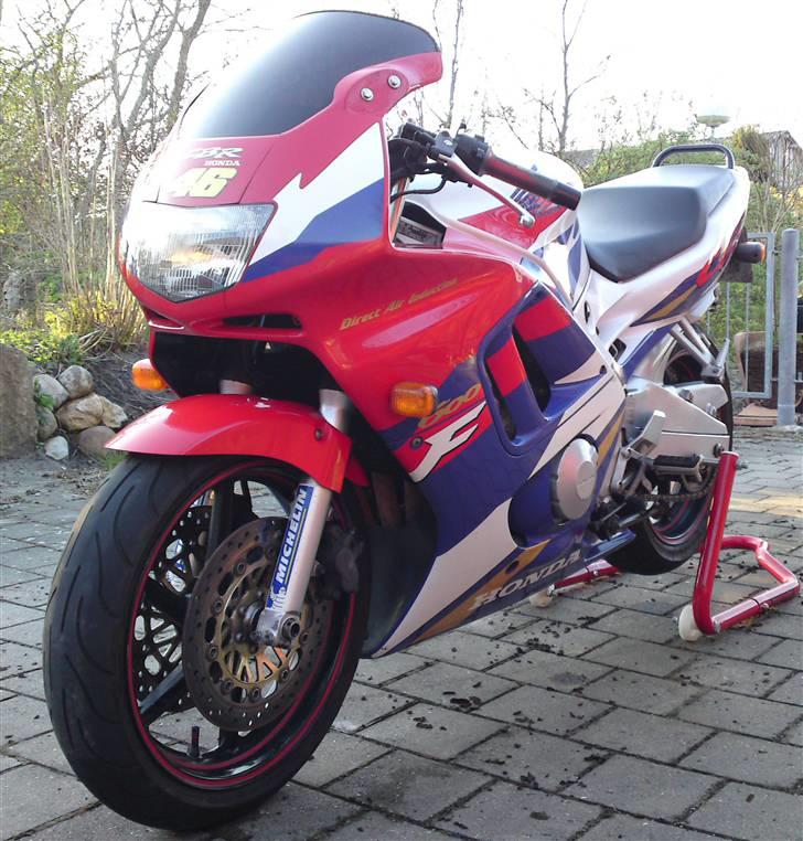 Honda CBR 600 F3  SOLGT! billede 3