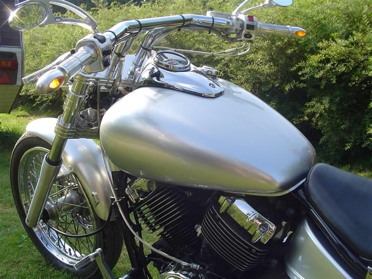 Yamaha Dragstar Custom ( Solgt ) billede 9